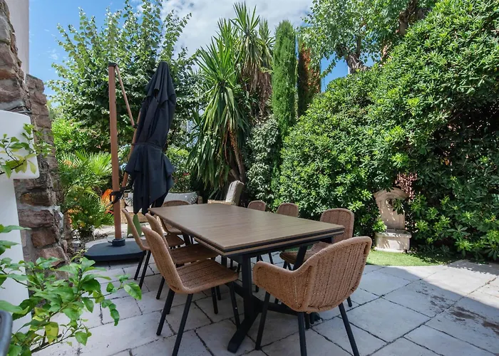 Сasa de vacaciones Large House With Garden Near The Sea *